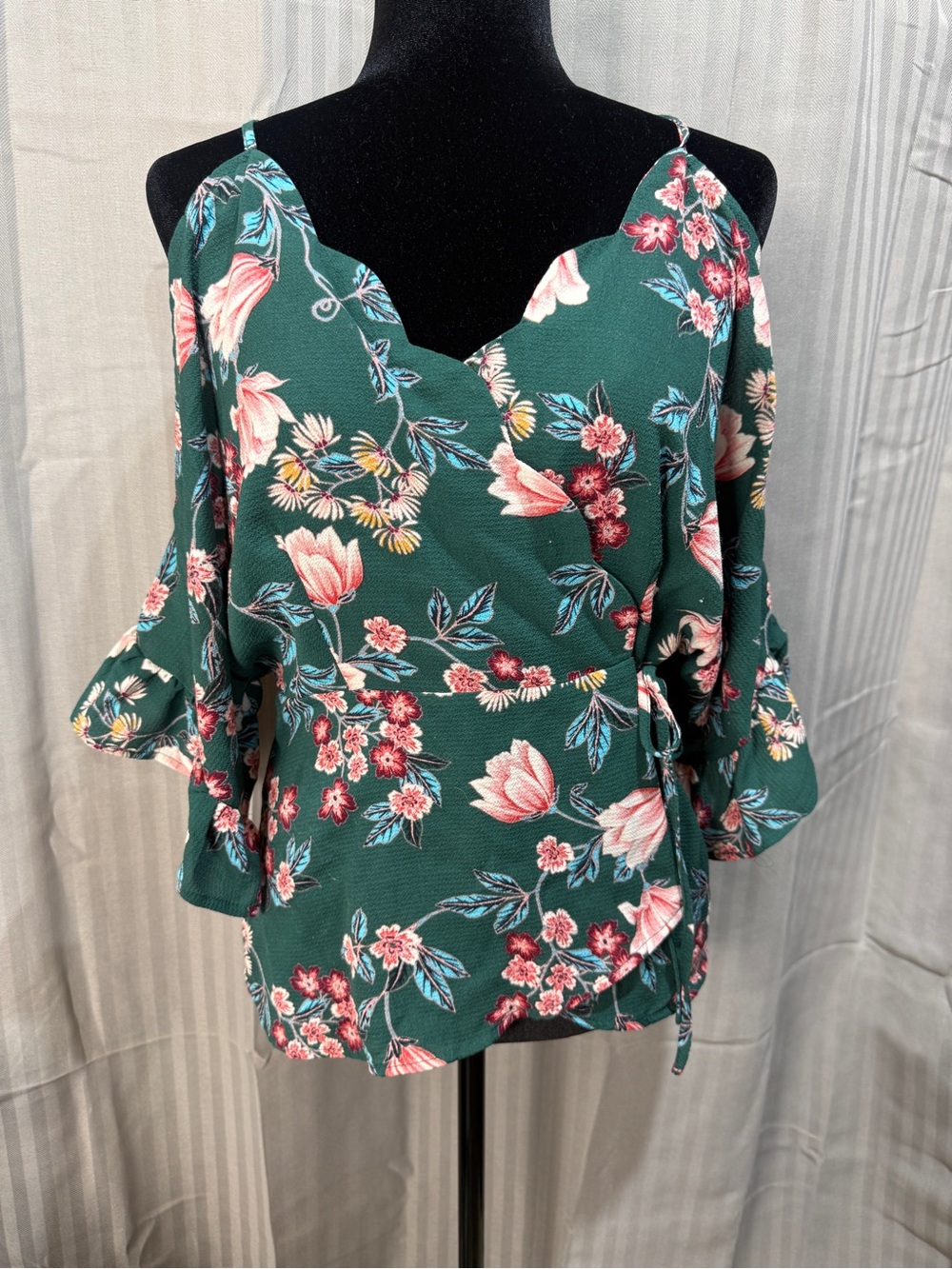 Monteau Floral Blouse Large Green Cold Shoulder Bell Sleeve Wrap Tie Waist